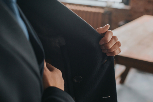 Стильные зимние образы для деловых мужчин 40-60 лет