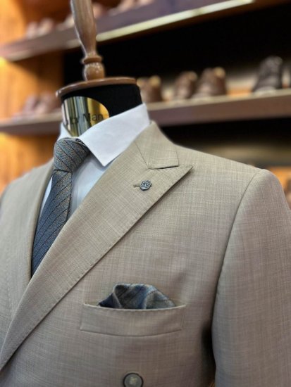 Костюм MIR 2-ка двубортный Бежевый