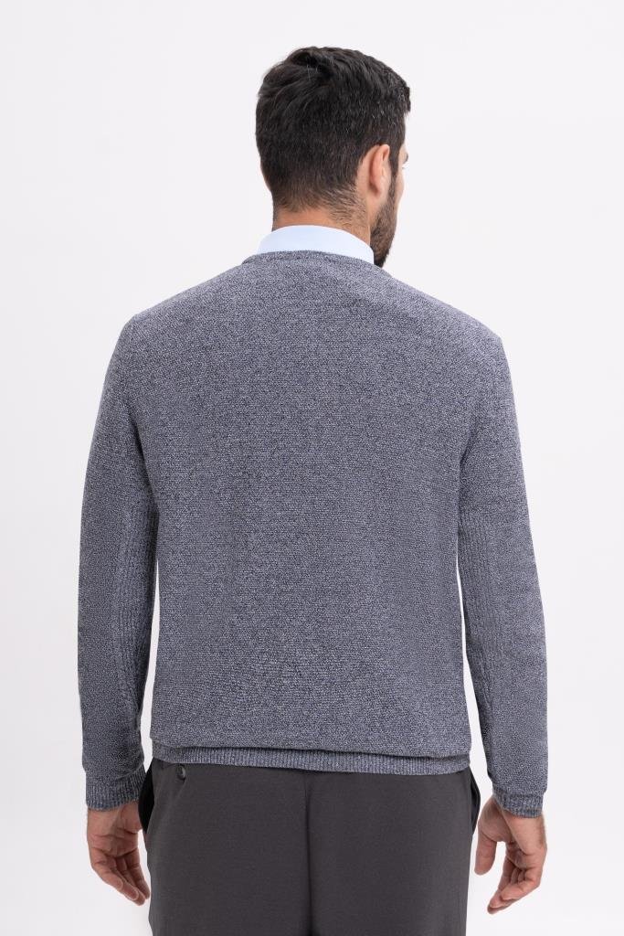 Джемпер AMT Серый фактурный