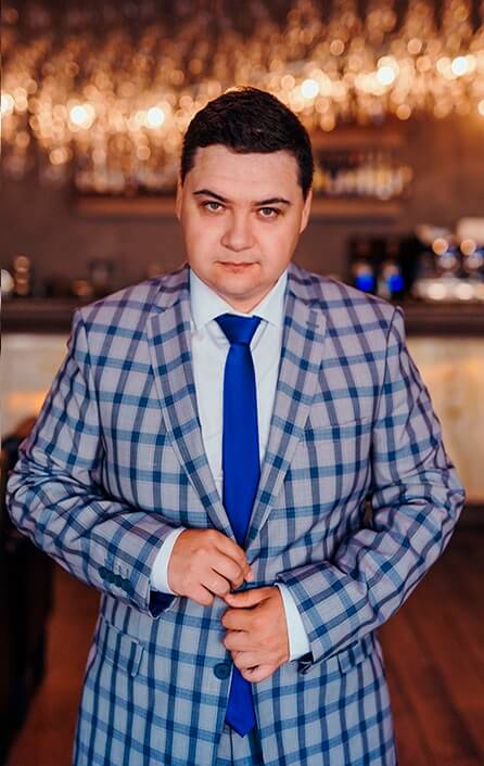 Мужские костюмы